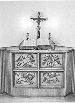 Quelle: Eva Steinle Altar der Notkirche in der Sautierstraße zwischen 1945 und 1954 - heute zu sehen in der Sakristei