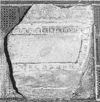 Quelle: Eva Steinle Backsteinwand mit Grundstein aus der alten Ludwigskirche